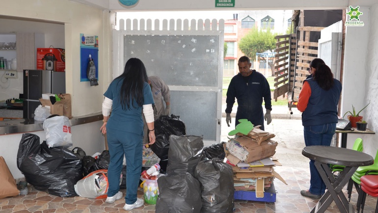 Gran jornada de reciclaje en algunos colegios del municipio de Sopó