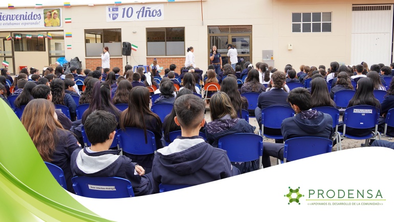 ´La Basura No Existe’ en el colegio Montemayor de Zipaquirá